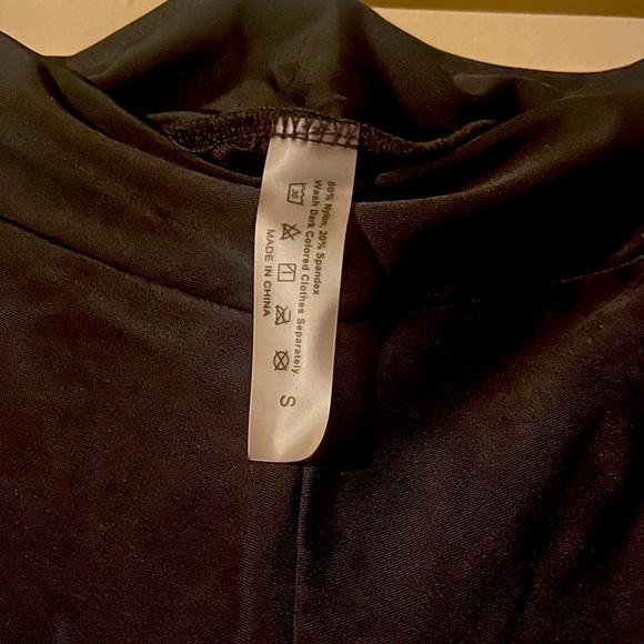 NWT Two Sets!!! Flowers Womens 2 Piece Bathing Suit with Shorts 💕 - Picture 8 of 9